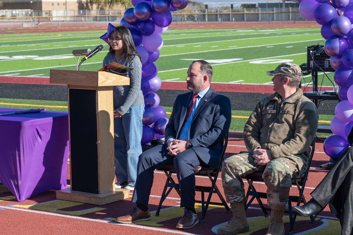 Surprise Mayor, Kevin Sartor, and student, and Air Force personnel